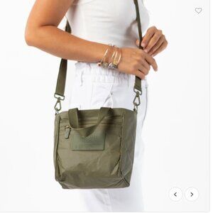 ALOHA COLLECTION NWT NEW Crossbody Monochrome Green Washable Water Resistant Bag